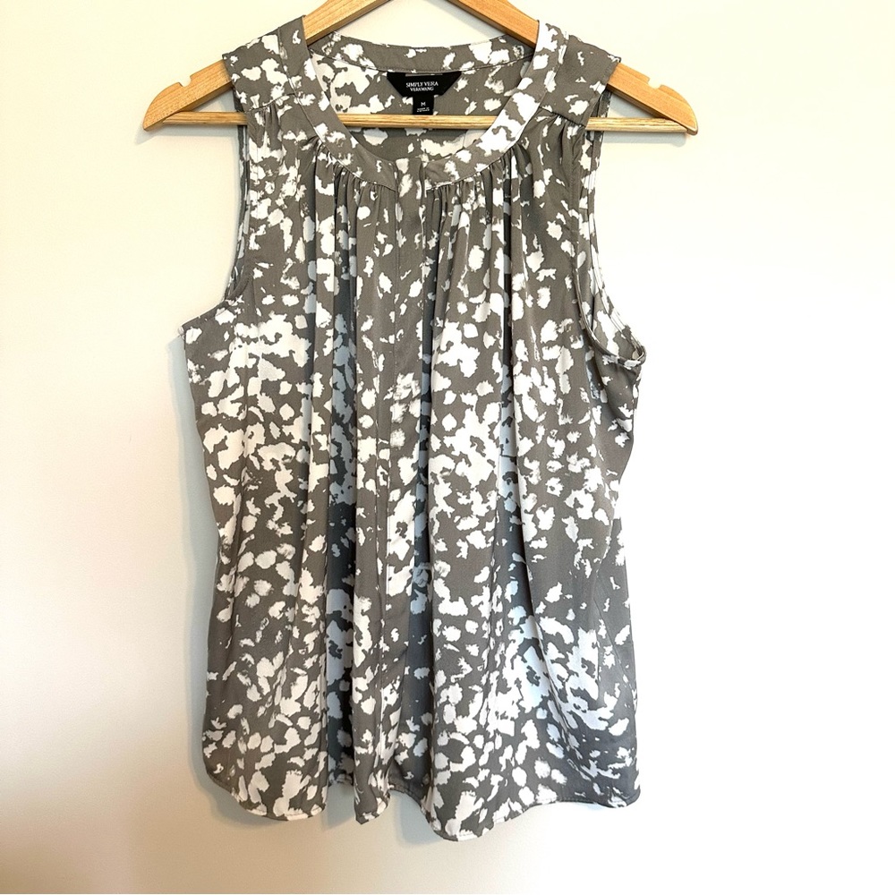 Simply Vera Wang Gray & White sleeveless top Medium
